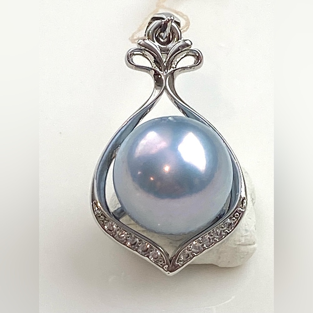 P171-Handmade 12mm Baby Blue Edison Pearl Pendant - Picture 4 of 5